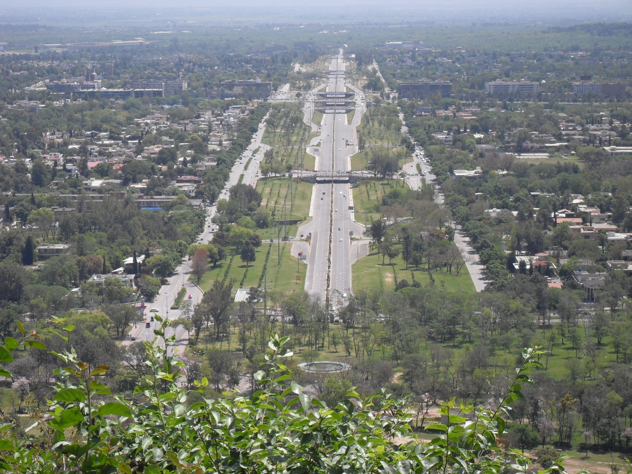 Islamabad_View_from_Daman-e-koh